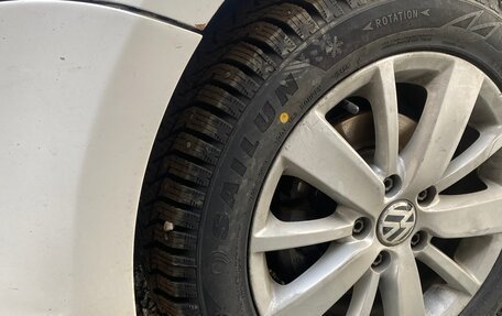 Volkswagen Jetta VI, 2013 год, 550 000 рублей, 18 фотография