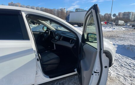 Toyota RAV4, 2013 год, 1 880 000 рублей, 14 фотография