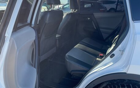 Toyota RAV4, 2013 год, 1 880 000 рублей, 13 фотография