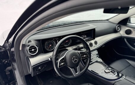 Mercedes-Benz E-Класс, 2018 год, 2 200 000 рублей, 8 фотография