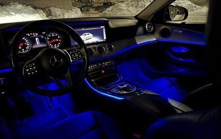 Mercedes-Benz E-Класс, 2018 год, 2 200 000 рублей, 12 фотография