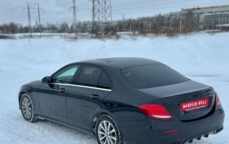 Mercedes-Benz E-Класс, 2018 год, 2 200 000 рублей, 6 фотография