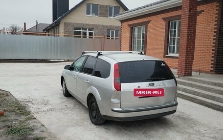 Ford Focus II рестайлинг, 2006 год, 335 000 рублей, 2 фотография