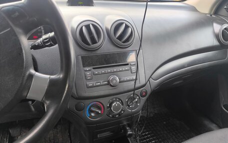 Chevrolet Aveo III, 2010 год, 275 000 рублей, 10 фотография