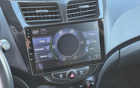 Hyundai Solaris II рестайлинг, 2014 год, 870 000 рублей, 11 фотография