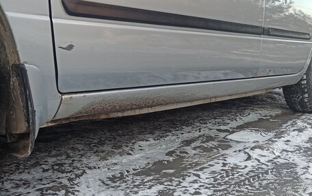 Nissan Primera II рестайлинг, 1998 год, 350 000 рублей, 9 фотография