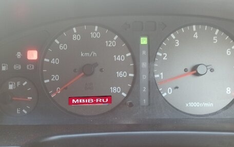 Nissan Primera II рестайлинг, 1998 год, 350 000 рублей, 18 фотография