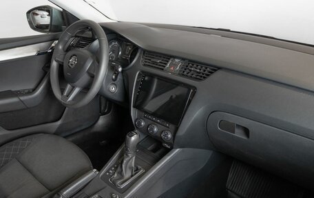 Skoda Octavia, 2018 год, 1 407 600 рублей, 7 фотография