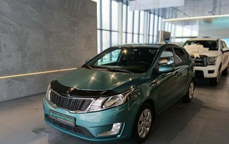 KIA Rio III рестайлинг, 2013 год, 1 020 000 рублей, 2 фотография