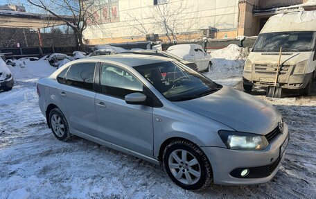 Volkswagen Polo VI (EU Market), 2013 год, 380 000 рублей, 2 фотография