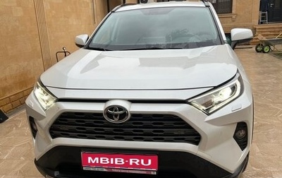 Toyota RAV4, 2020 год, 3 650 000 рублей, 1 фотография