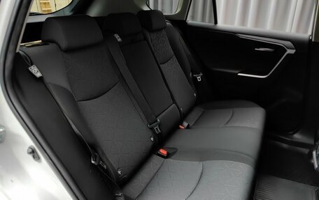 Toyota RAV4, 2020 год, 3 188 000 рублей, 9 фотография