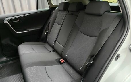 Toyota RAV4, 2020 год, 3 188 000 рублей, 8 фотография