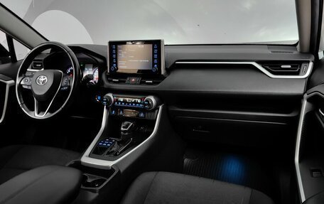 Toyota RAV4, 2020 год, 3 188 000 рублей, 13 фотография