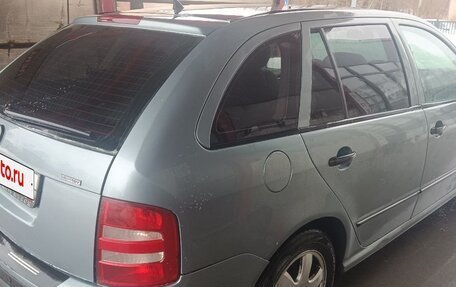 Skoda Fabia I, 2002 год, 135 000 рублей, 2 фотография