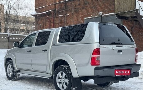 Toyota Hilux VII, 2013 год, 2 950 000 рублей, 2 фотография