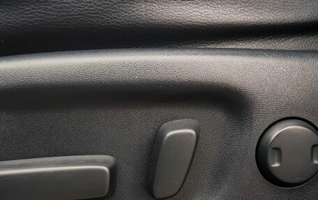 Toyota RAV4, 2018 год, 2 595 000 рублей, 16 фотография