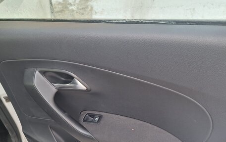 Volkswagen Polo VI (EU Market), 2012 год, 750 000 рублей, 7 фотография