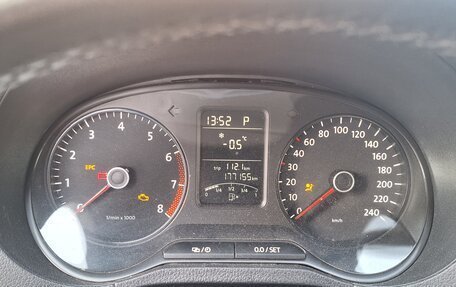 Volkswagen Polo VI (EU Market), 2012 год, 750 000 рублей, 10 фотография