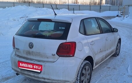 Volkswagen Polo VI (EU Market), 2012 год, 750 000 рублей, 2 фотография