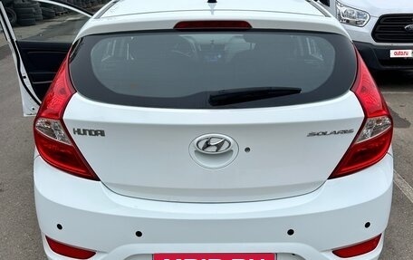 Hyundai Solaris II рестайлинг, 2013 год, 800 000 рублей, 8 фотография