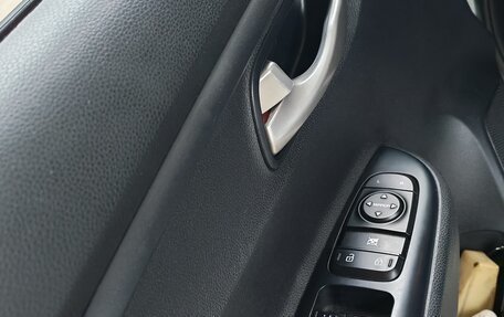 KIA Rio IV, 2019 год, 1 600 000 рублей, 12 фотография