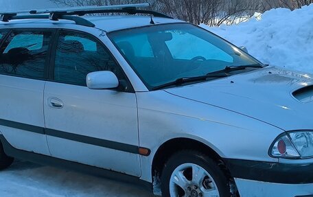 Toyota Avensis III рестайлинг, 2001 год, 350 000 рублей, 9 фотография