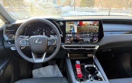 Lexus RX IV рестайлинг, 2025 год, 7 270 000 рублей, 14 фотография