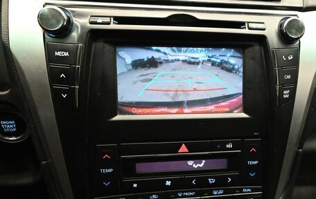 Toyota Camry, 2016 год, 1 890 000 рублей, 16 фотография