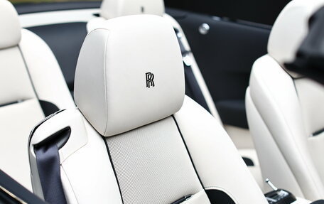Rolls-Royce Dawn, 2021 год, 66 750 000 рублей, 27 фотография