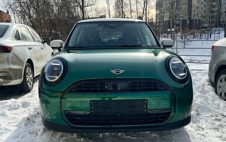MINI Hatch, 2024 год, 4 650 000 рублей, 3 фотография