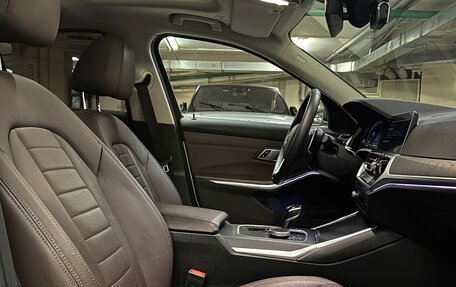 BMW 3 серия, 2020 год, 4 200 000 рублей, 11 фотография