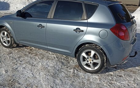 KIA cee'd I рестайлинг, 2007 год, 620 000 рублей, 15 фотография