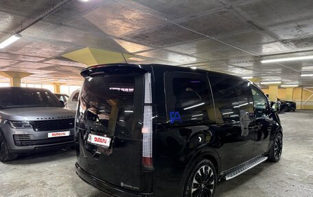 Hyundai Staria, 2023 год, 7 000 000 рублей, 13 фотография