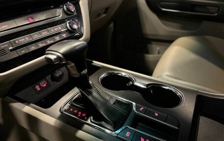 KIA Carnival III, 2019 год, 2 770 000 рублей, 28 фотография