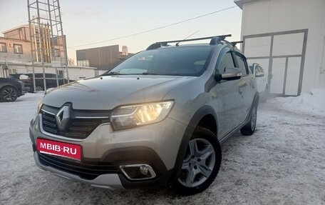 Renault Sandero II рестайлинг, 2018 год, 1 080 000 рублей, 1 фотография