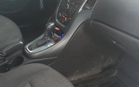 Opel Astra J, 2013 год, 810 000 рублей, 3 фотография