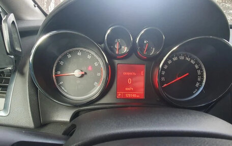 Opel Astra J, 2013 год, 810 000 рублей, 11 фотография