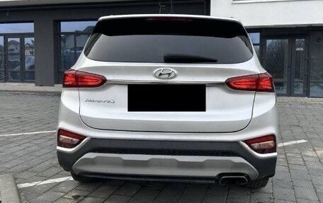 Hyundai Santa Fe IV, 2019 год, 2 700 000 рублей, 4 фотография