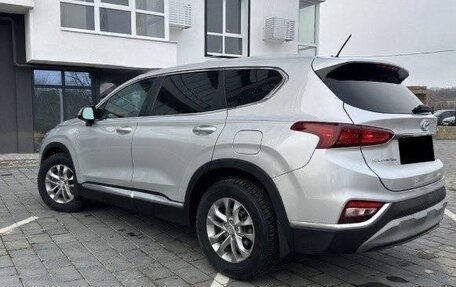 Hyundai Santa Fe IV, 2019 год, 2 700 000 рублей, 5 фотография