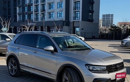 Volkswagen Tiguan II, 2018 год, 3 420 000 рублей, 1 фотография