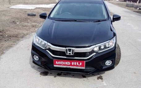 Honda Grace I, 2018 год, 1 600 000 рублей, 1 фотография