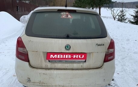 Skoda Fabia II, 2010 год, 450 000 рублей, 3 фотография