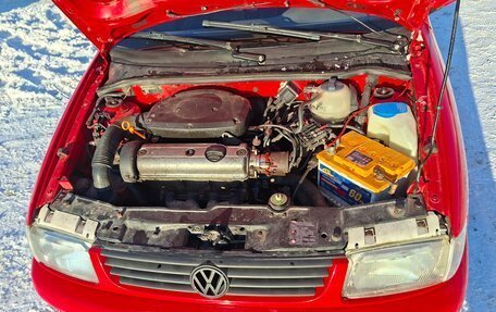 Volkswagen Polo III рестайлинг, 1998 год, 280 000 рублей, 11 фотография