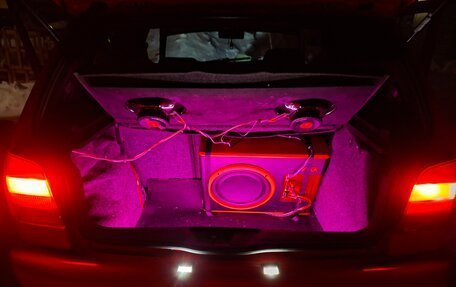 Volkswagen Polo III рестайлинг, 1998 год, 280 000 рублей, 19 фотография