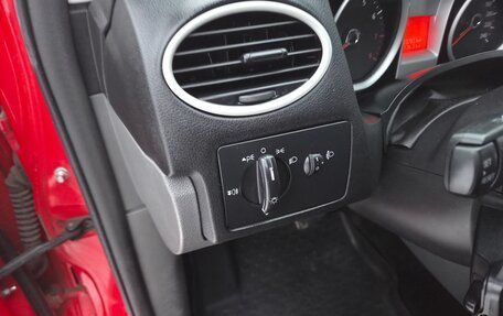 Ford Focus II рестайлинг, 2010 год, 680 000 рублей, 29 фотография