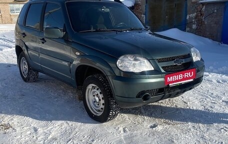 Chevrolet Niva I рестайлинг, 2010 год, 425 000 рублей, 2 фотография