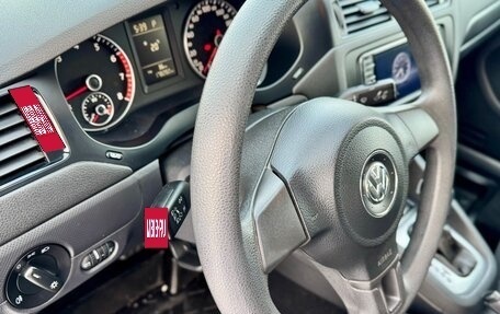 Volkswagen Jetta VI, 2013 год, 865 000 рублей, 10 фотография