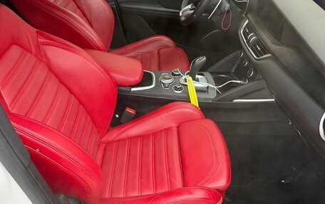 Alfa Romeo Stelvio, 2022 год, 3 990 000 рублей, 7 фотография