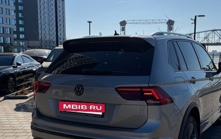 Volkswagen Tiguan II, 2018 год, 3 420 000 рублей, 4 фотография